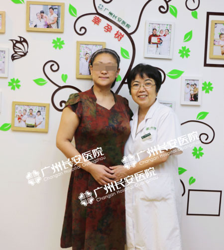 女子为求子愁白发 惊喜双倍