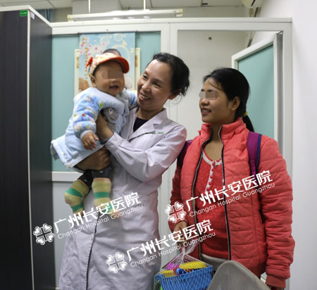 感恩季，她特意来感激主任的连送俩宝之恩